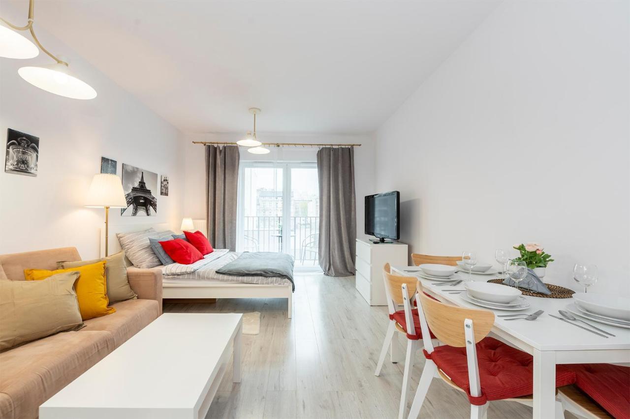 Luxury In City -3- Studio Bright & Secure Free Parking Lodz  Exterior photo